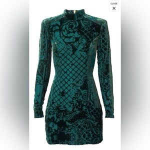 NEW WITH TAGS BALMAIN x H&M Green Velvet Minidress - Limited Edition - Size 4